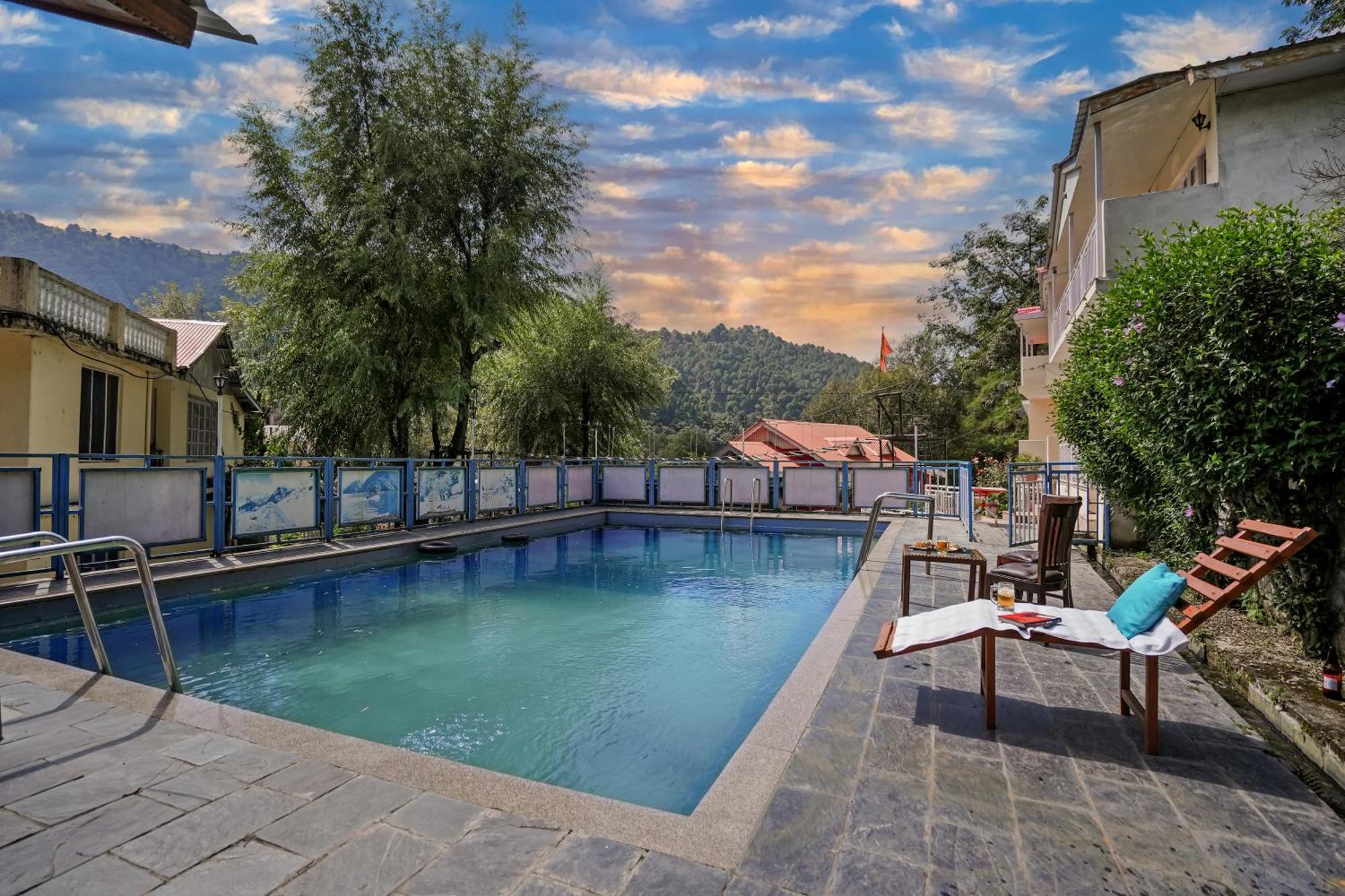 Pax Hotel Rock Villa Swimming Pool Available Dalhousie Exterior photo