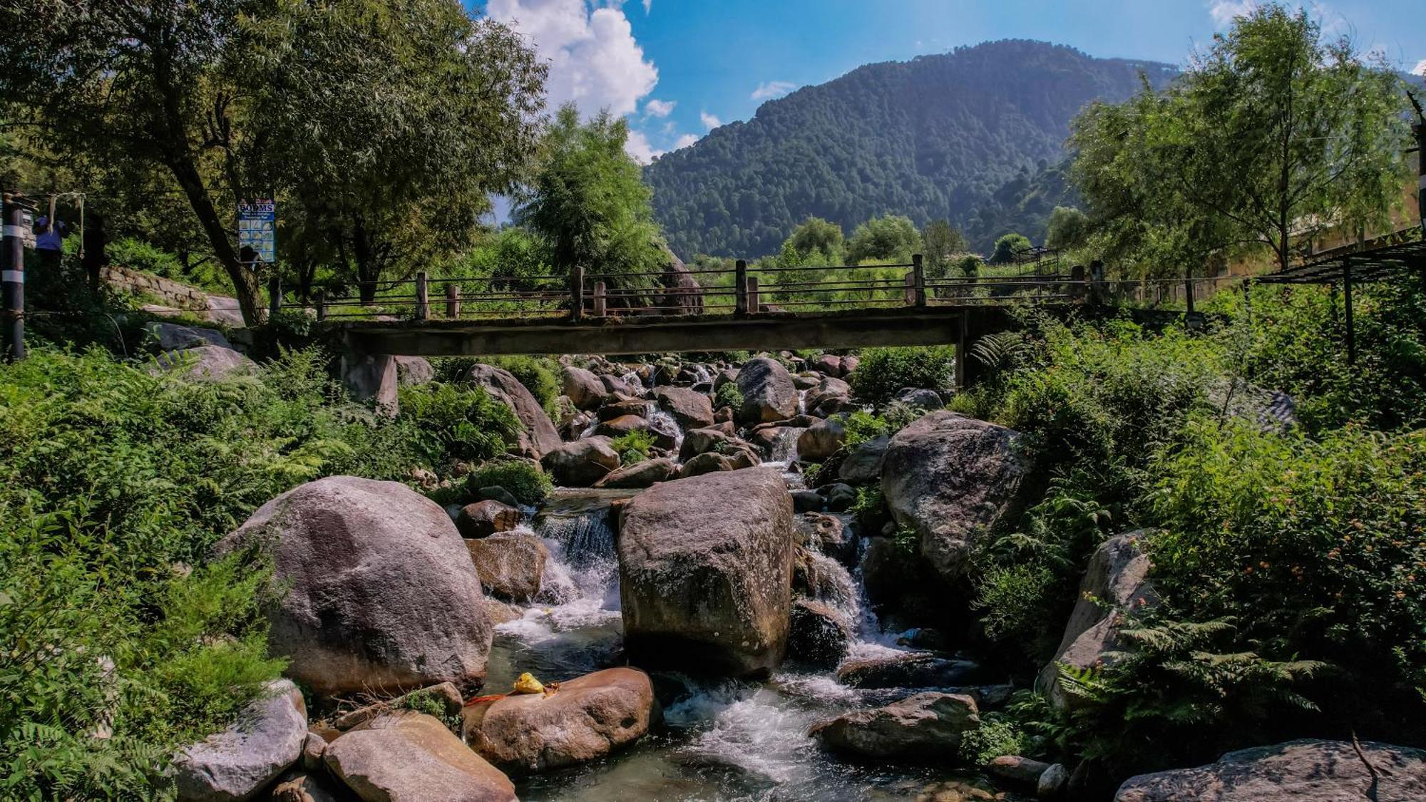 Pax Hotel Rock Villa Swimming Pool Available Dalhousie Exterior photo